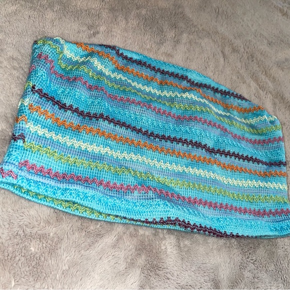 Blue Knit Cropped Tube Top - Picture 5 of 7